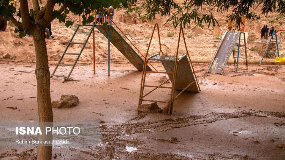 خسارات سیل در روستای داهوییه زرند کرمان