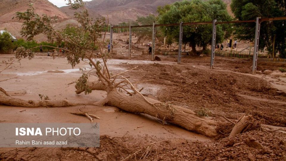 خسارات سیل در روستای داهوییه زرند کرمان