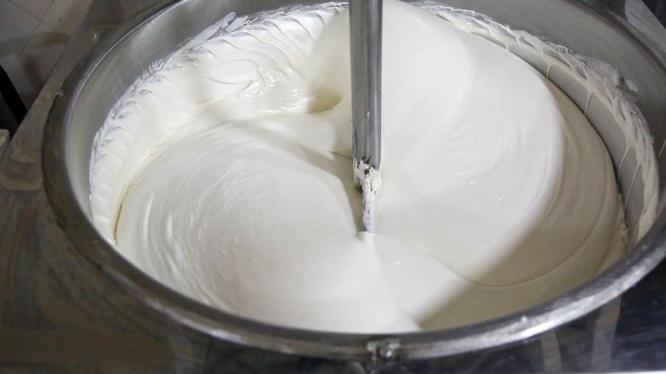 اردکان قطب تولید محصولات کنجدی کشور