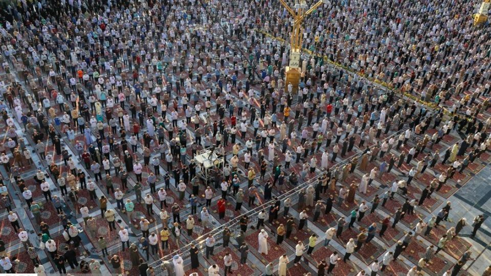 برگزاری نماز عید سعید قربان در حرم امام رضا علیه السلام