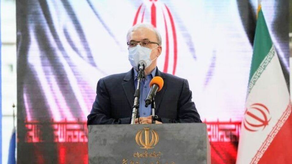 وزیر بهداشت: وزارت بهداشت مسئول واردات واکسن کرونا نیست