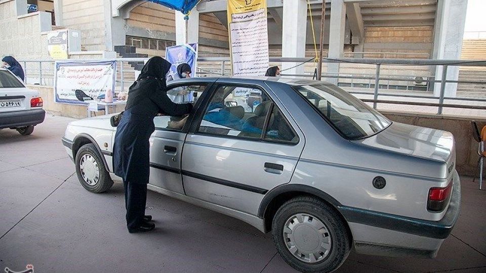 تزریق خودرویی واکسن کرونا در کرمانشاه