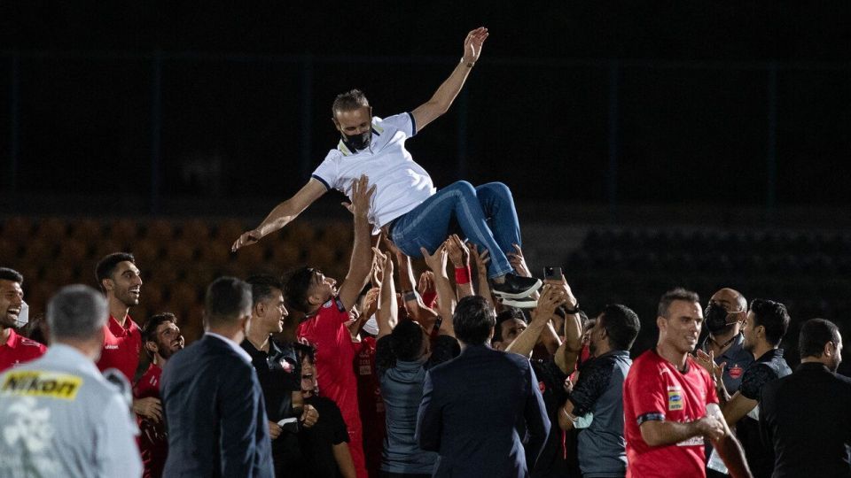 قهرمانی پرسپولیس در لیگ بیستم