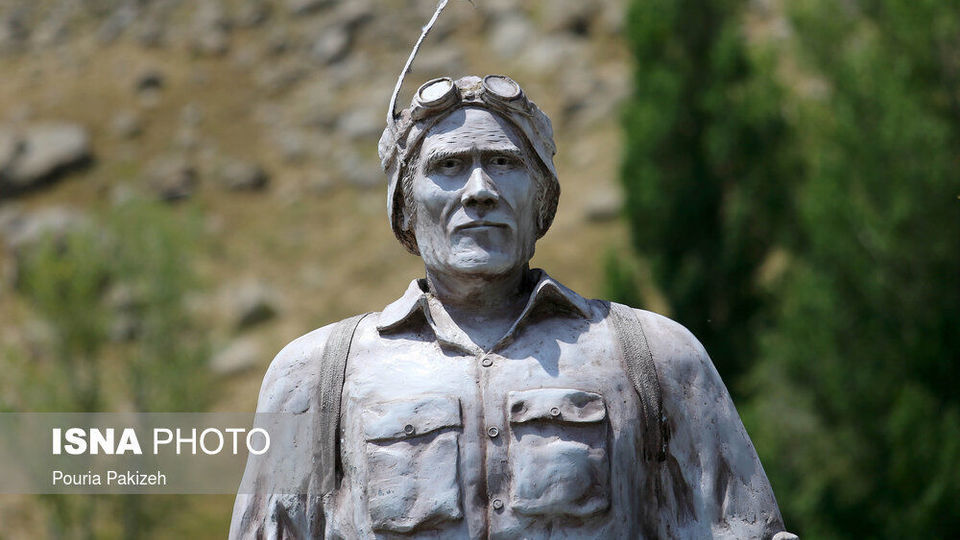رونمایی یادمان "محمود اجل" پدر کوهنوردی کلاسیک ایران