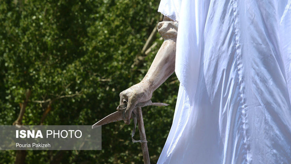 رونمایی یادمان "محمود اجل" پدر کوهنوردی کلاسیک ایران