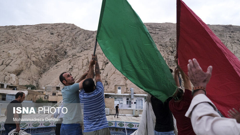 برپایی خیمه های ۶۰۰ ساله محرم در زرقان