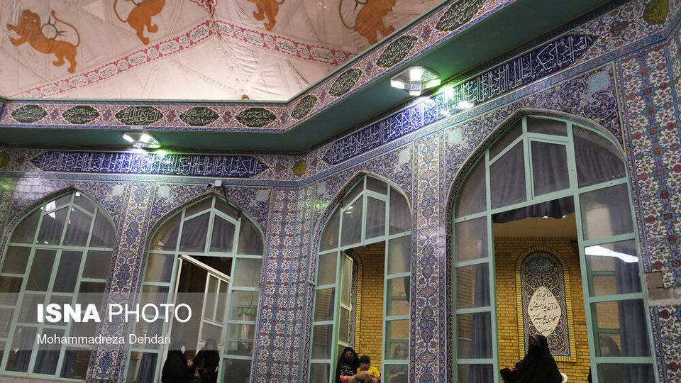 برپایی خیمه های ۶۰۰ ساله محرم در زرقان