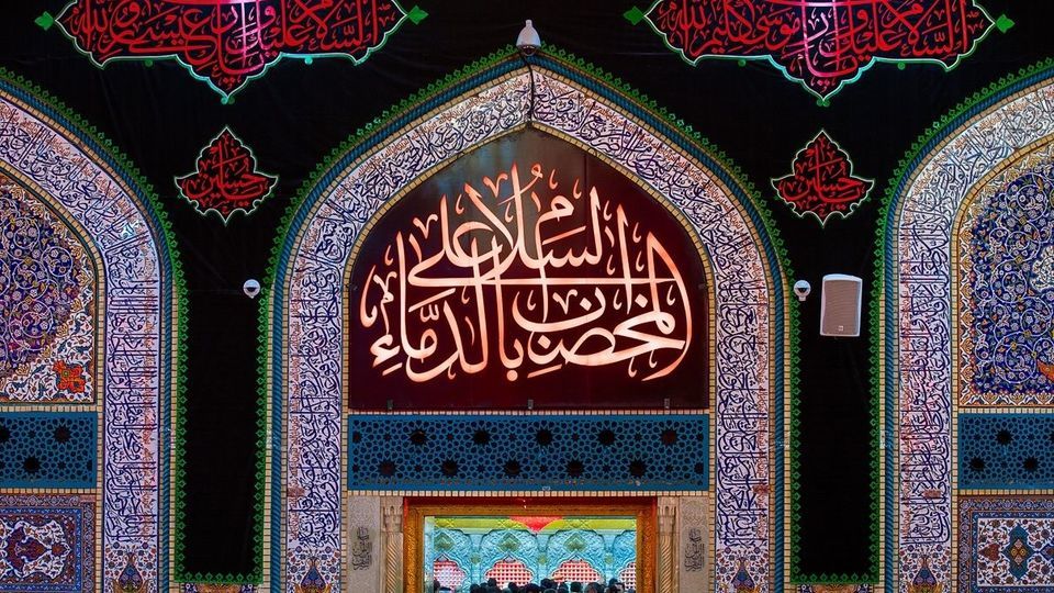 حضور مردم و دسته های عزاداری - کربلا معلی