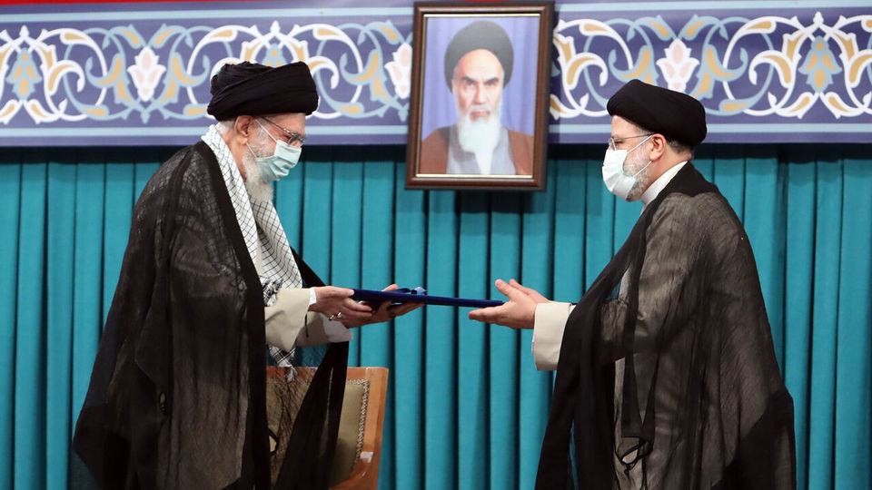 دوگانه های حکمرانی در کلام رهبر انقلاب دوگانه های حکمرانی در کلام رهبر انقلاب