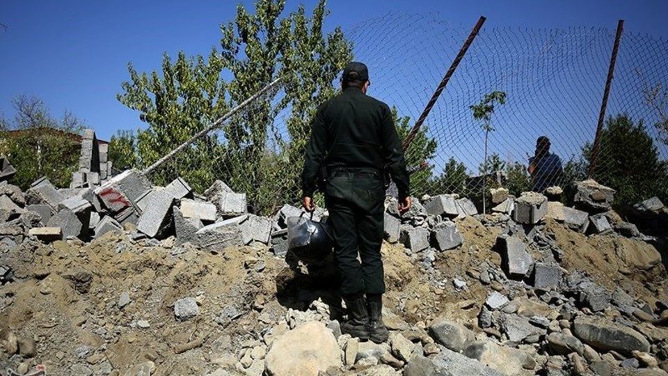 آزاد سازی حریم رود خانه آبشینه همدان از تصرف متخلفان