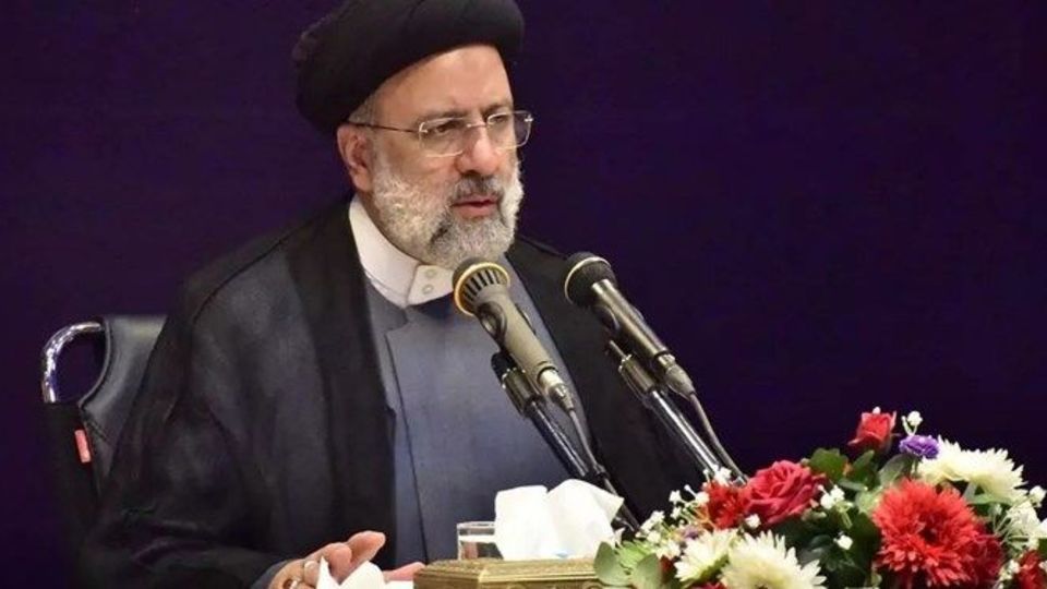 رئیس جمهور: استفاده از ظرفیت فضای مجازی در رشد و تعالی کشور ضروری است