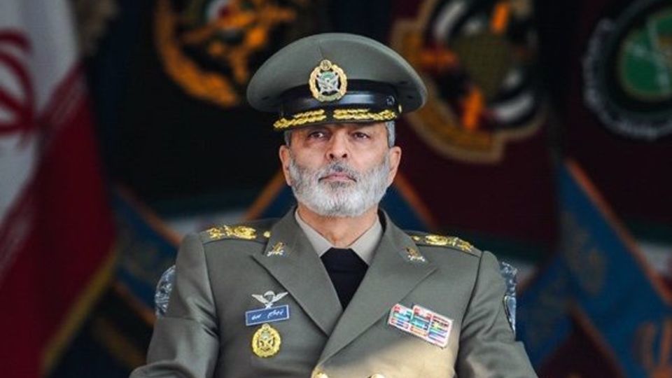 سرلشکر موسوی: ارتش از مردم، با مردم و در کنار مردم است/ هرجا لازم باشد پشتیبان نیروی انتظامی خواهیم بود