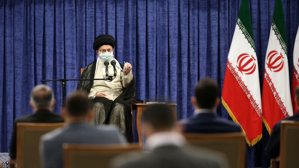 دیدار قهرمانان ورزشی با رهبر انقلاب 