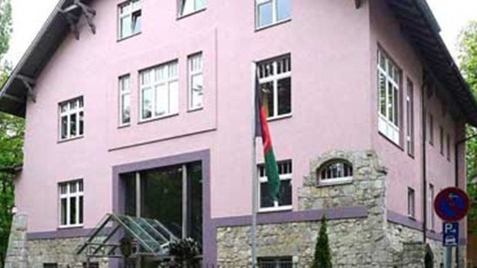 دیپلمات‌های افغانستان به‌دنبال پناهندگی هستند