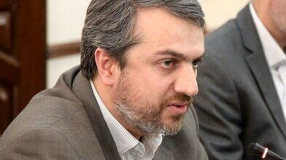 وزیر صنعت: قیمت سیمان در بازار نسبت به هفته گذشته باز هم کمتر شد