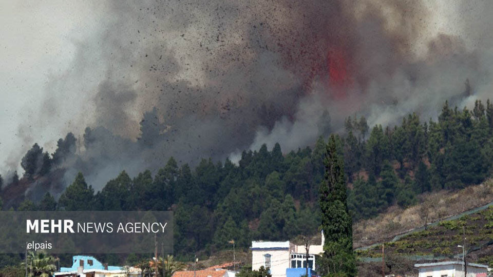 فوران آتشفشان در لا پالما