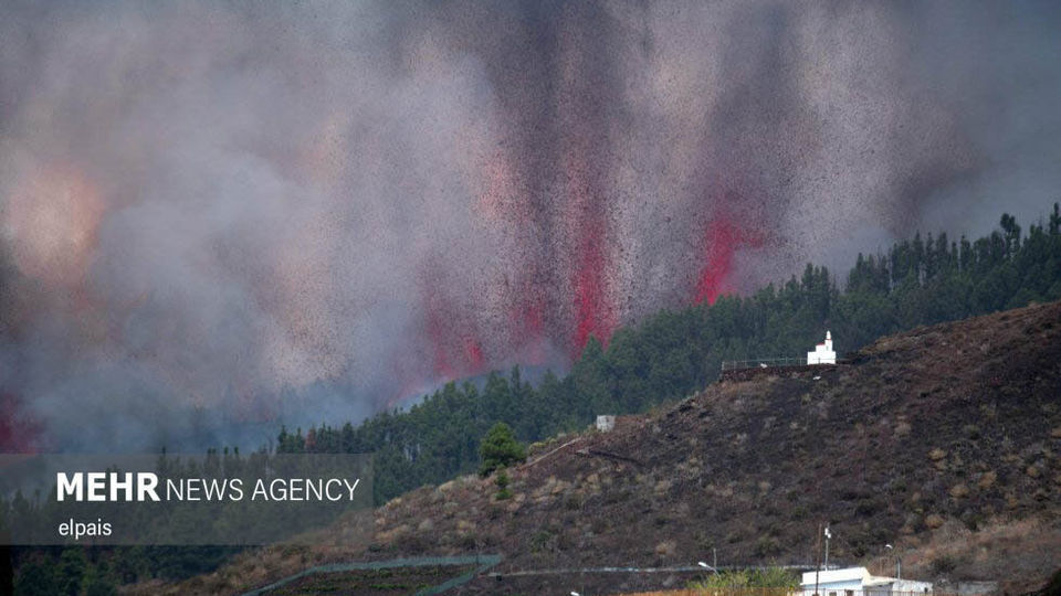 فوران آتشفشان در لا پالما