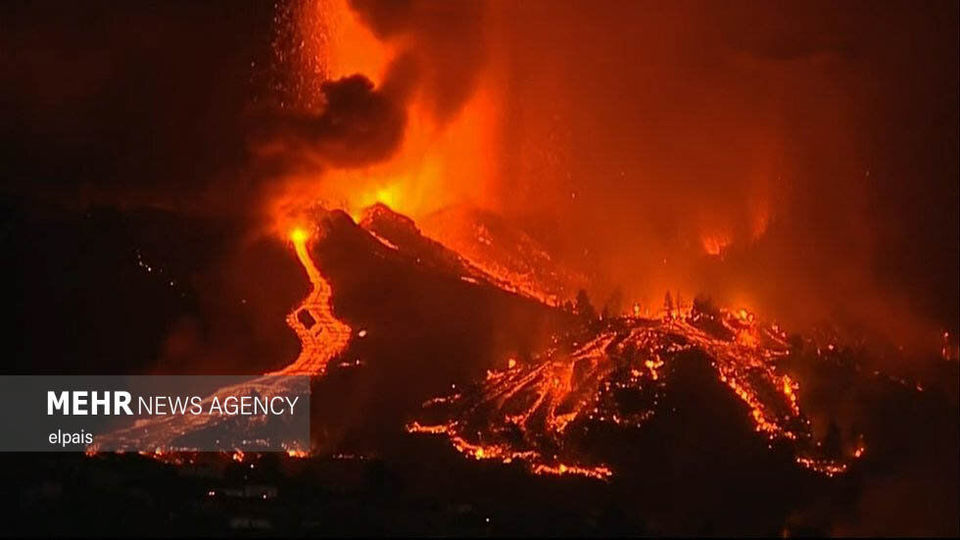 فوران آتشفشان در لا پالما