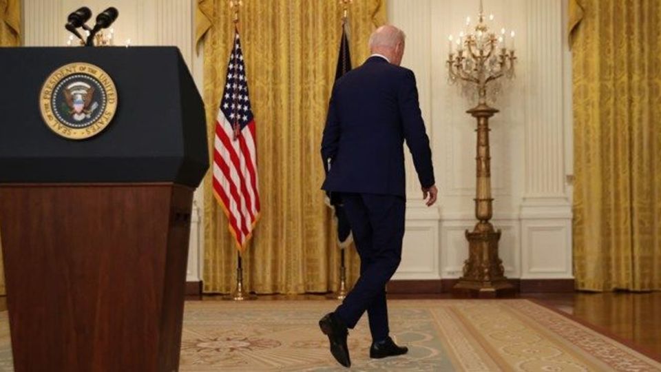 ترفند دستیاران بایدن برای جلوگیری از گاف دادنش