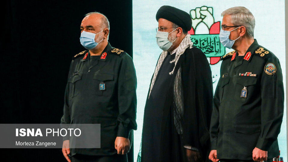 آیین تجلیل از یک میلیون پیشکسوت دفاع مقدس و مقاومت با حضور رییس جمهور