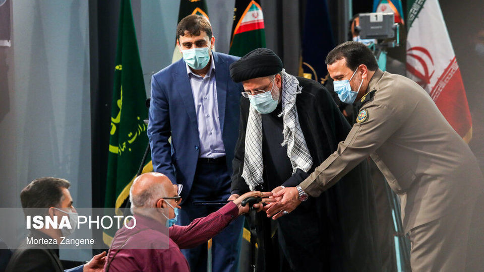 آیین تجلیل از یک میلیون پیشکسوت دفاع مقدس و مقاومت با حضور رییس جمهور