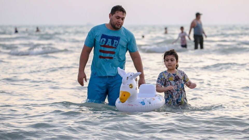 شنا و آب‎تنی در آخرین روزهای تابستان 