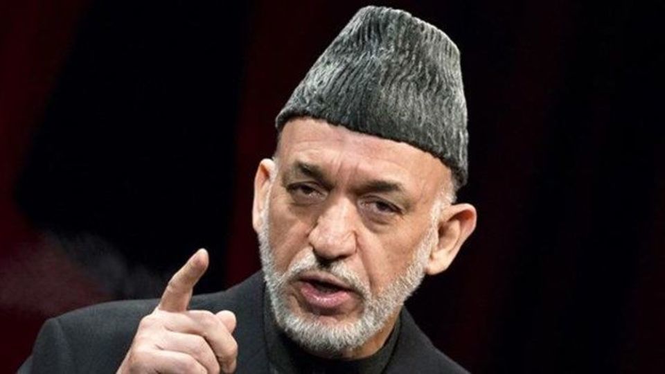 کرزی: دختران افغان باید هرچه زودتر به مدرسه بازگردند