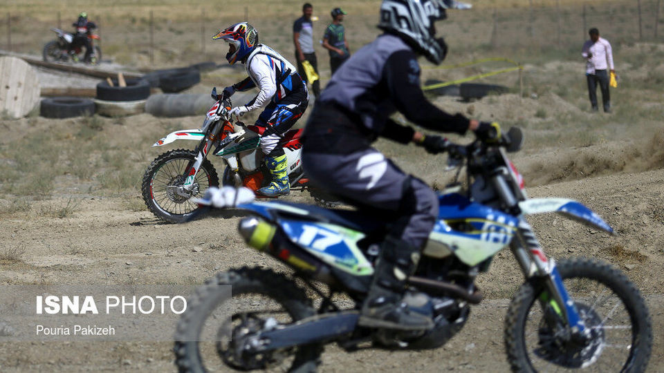 مسابقات انتخابی تیم ملی موتورسواری 