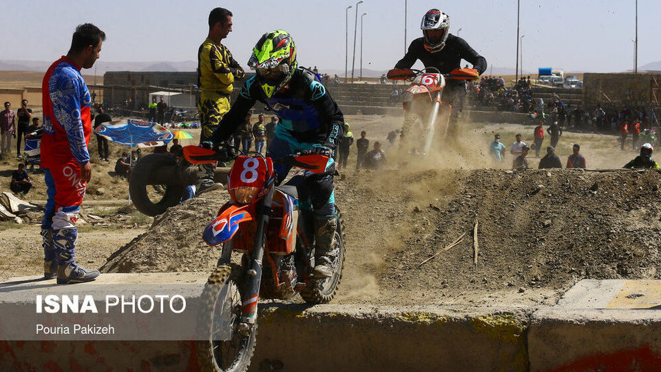 مسابقات انتخابی تیم ملی موتورسواری 
