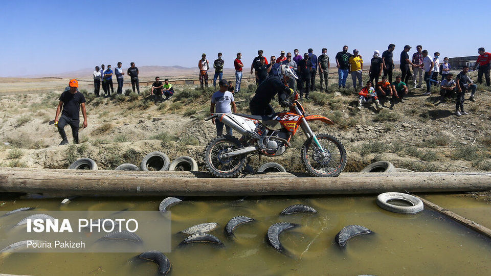 مسابقات انتخابی تیم ملی موتورسواری 