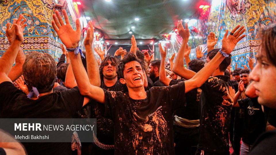 وداع زائران اربعین حسینی با کربلا