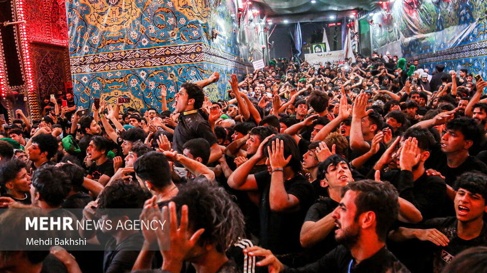 وداع زائران اربعین حسینی با کربلا