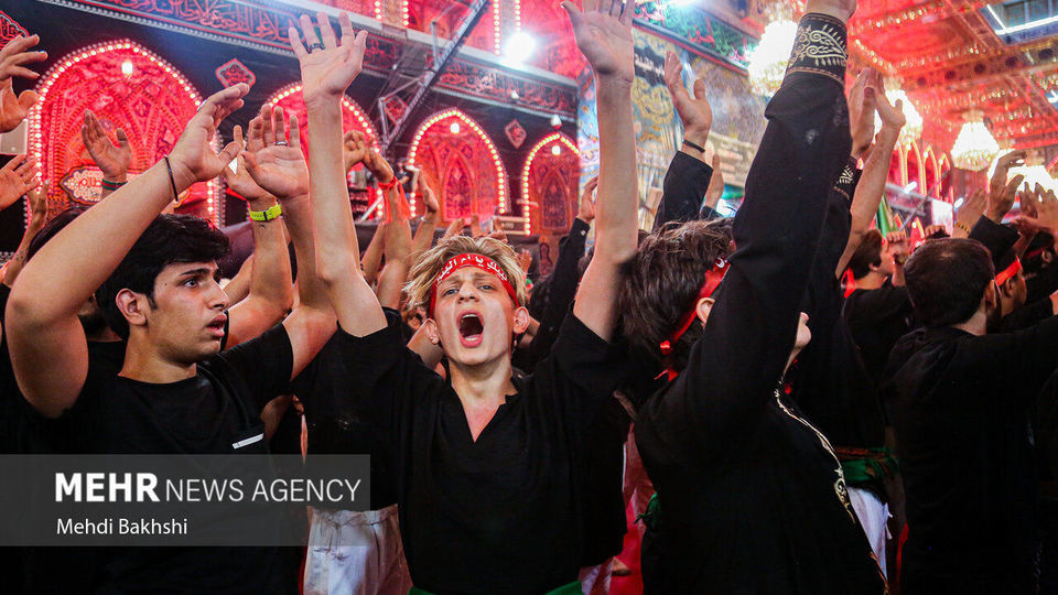 وداع زائران اربعین حسینی با کربلا