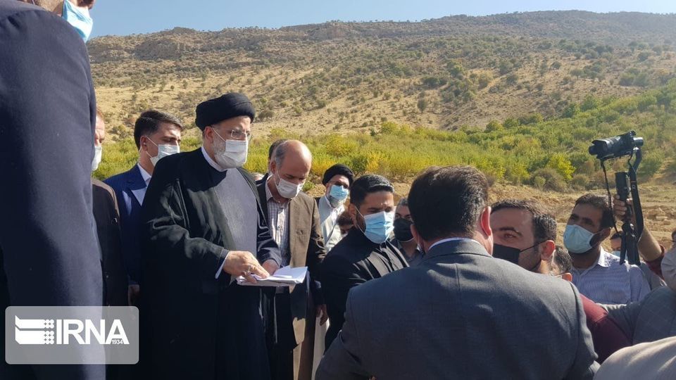 وزیر نیرو: سد تنگ سرخ پایان سال ۱۴۰۱ آبگیری می شود