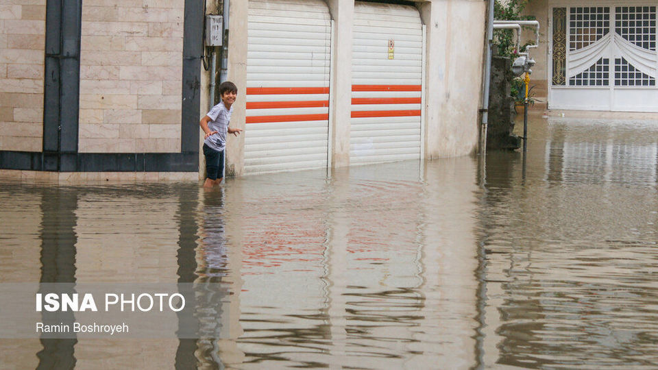 آب گرفتگی معابر آستارا