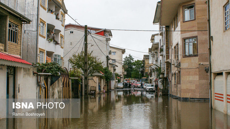 آب گرفتگی معابر آستارا