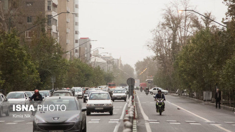 آلودگی هوای تهران در مناطق پرتردد طی امروز
