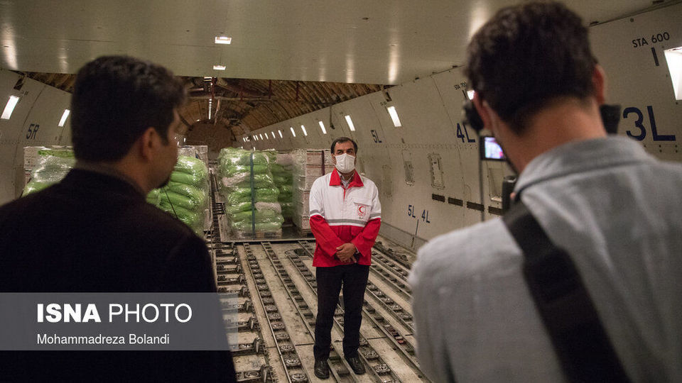 ارسال محموله بشردوستانه هلال احمر ایران به افغانستان