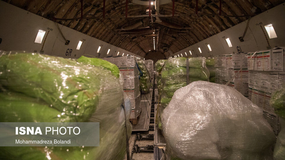 ارسال محموله بشردوستانه هلال احمر ایران به افغانستان