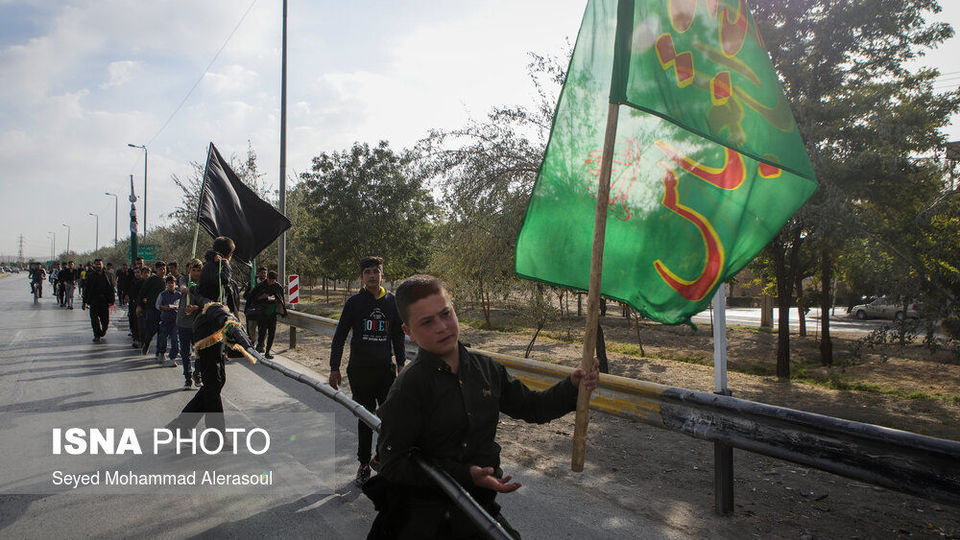 پیاده روی زائران امام رضا(ع)