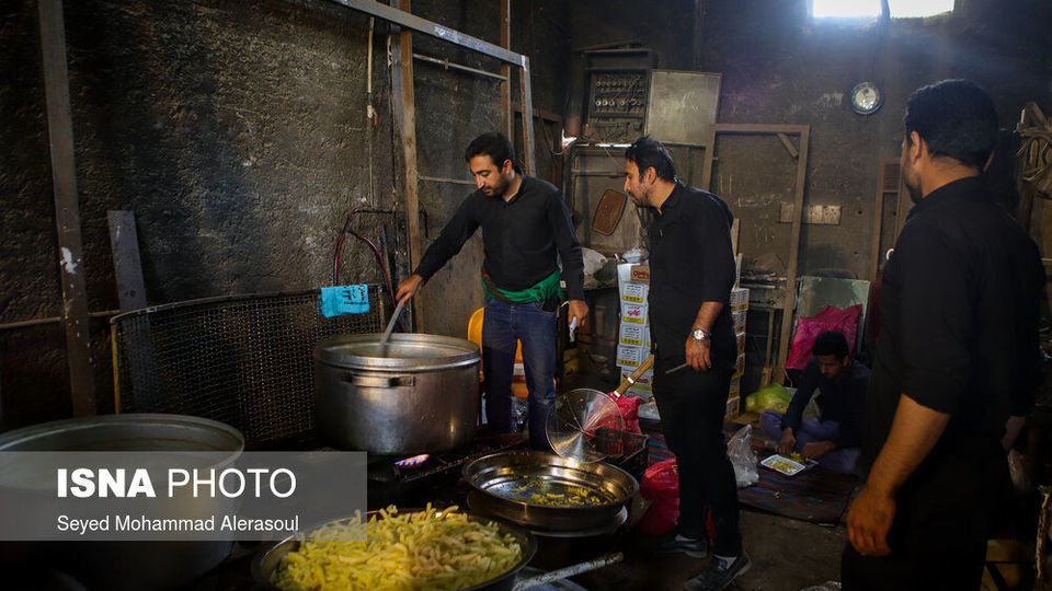 پیاده روی زائران امام رضا(ع)