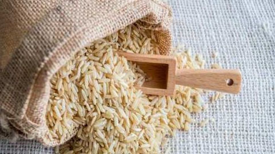 با مزایا و معایب برنج قهوه‌ای آشنا شوید