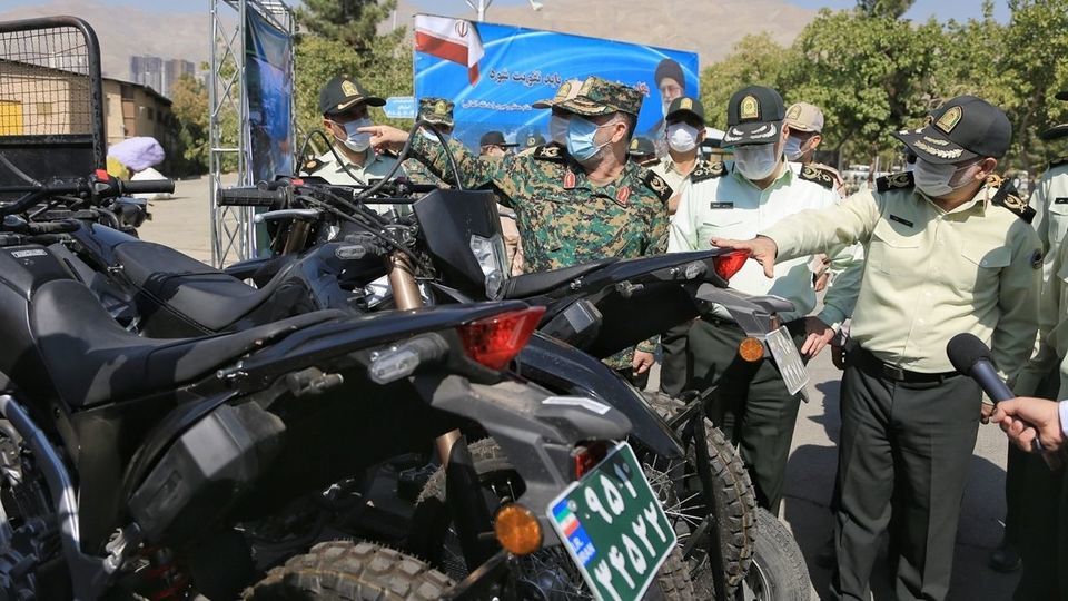 مراسم الحاق تجهیزات جدید به نیروی انتظامی