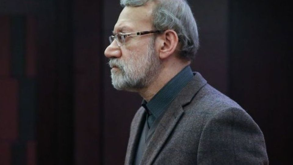  نزدیکان لاریجانی می‌گویند او از ۳ ماه قبل و به محض انتخاب رئیسی، از مسئولیت خود در پرونده چین کناره گیری کرده بود