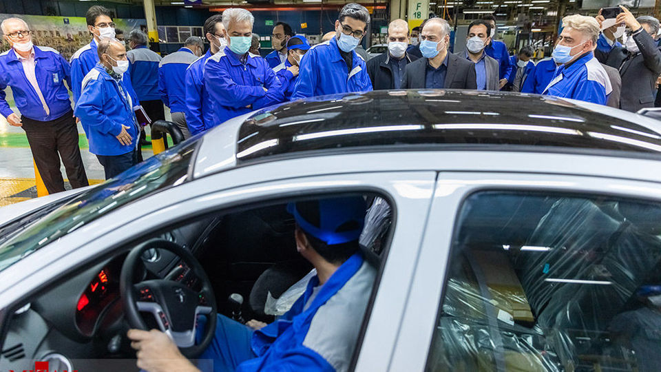 بازدید معاون سازمان بازرسی از ایران خودرو و سایپا