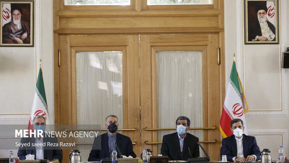 نشست مشترک وزرای خارجه ، بهداشت و میراث فرهنگی