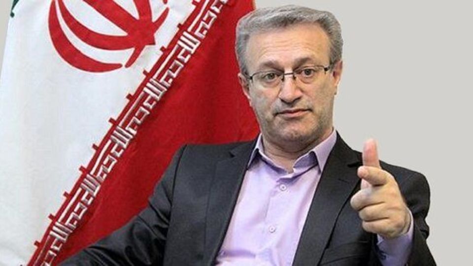 انتقاد محسنی بندپی به لغو دورکاری و احتمال پیک ششم