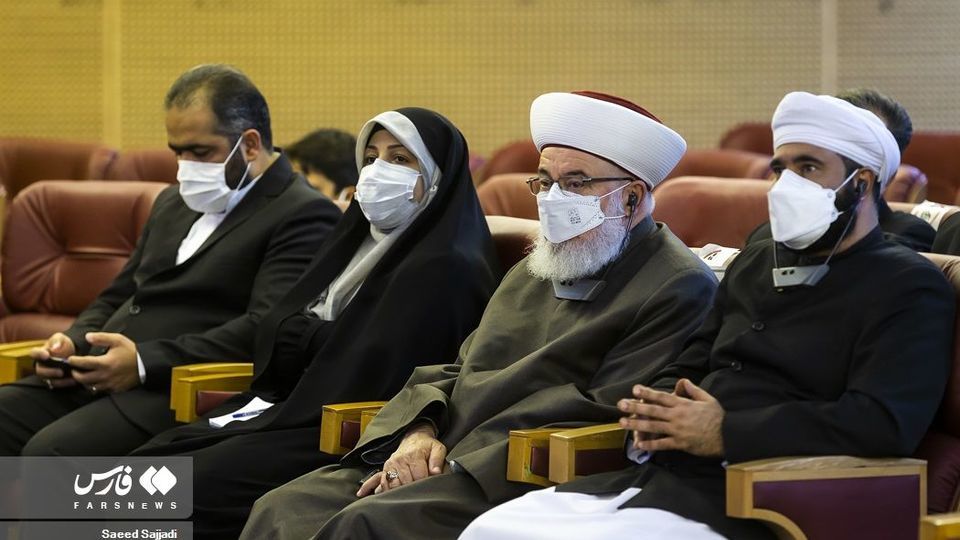 بازدید میهمانان کنفرانس وحدت اسلامی از برج میلاد