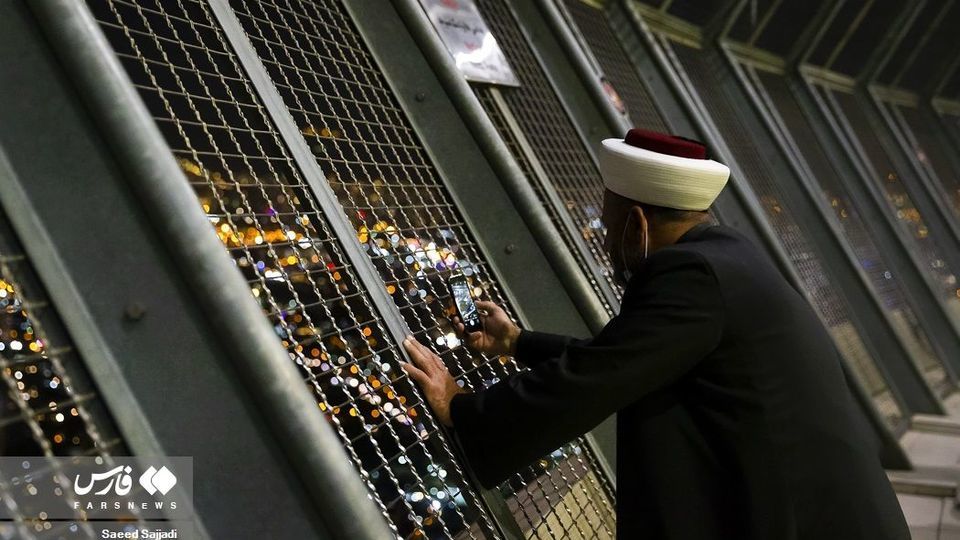 بازدید میهمانان کنفرانس وحدت اسلامی از برج میلاد