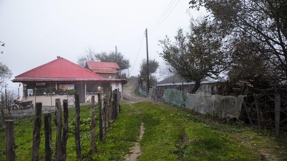 روستای شاه می‌لرزان - گیلان